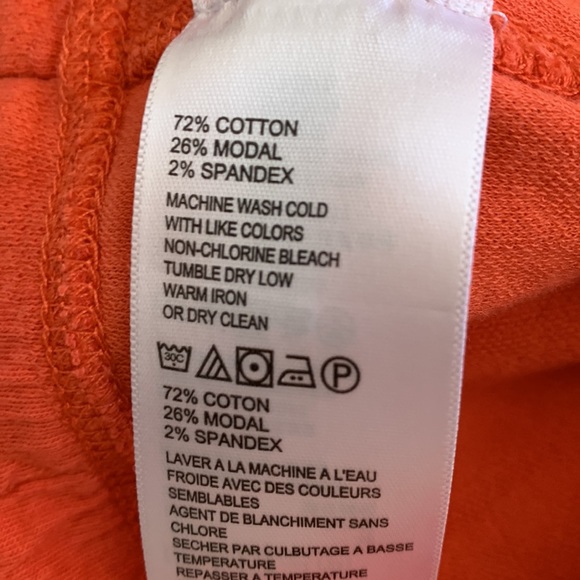 Tommy Bahama Half Zip - Picture 7 of 7